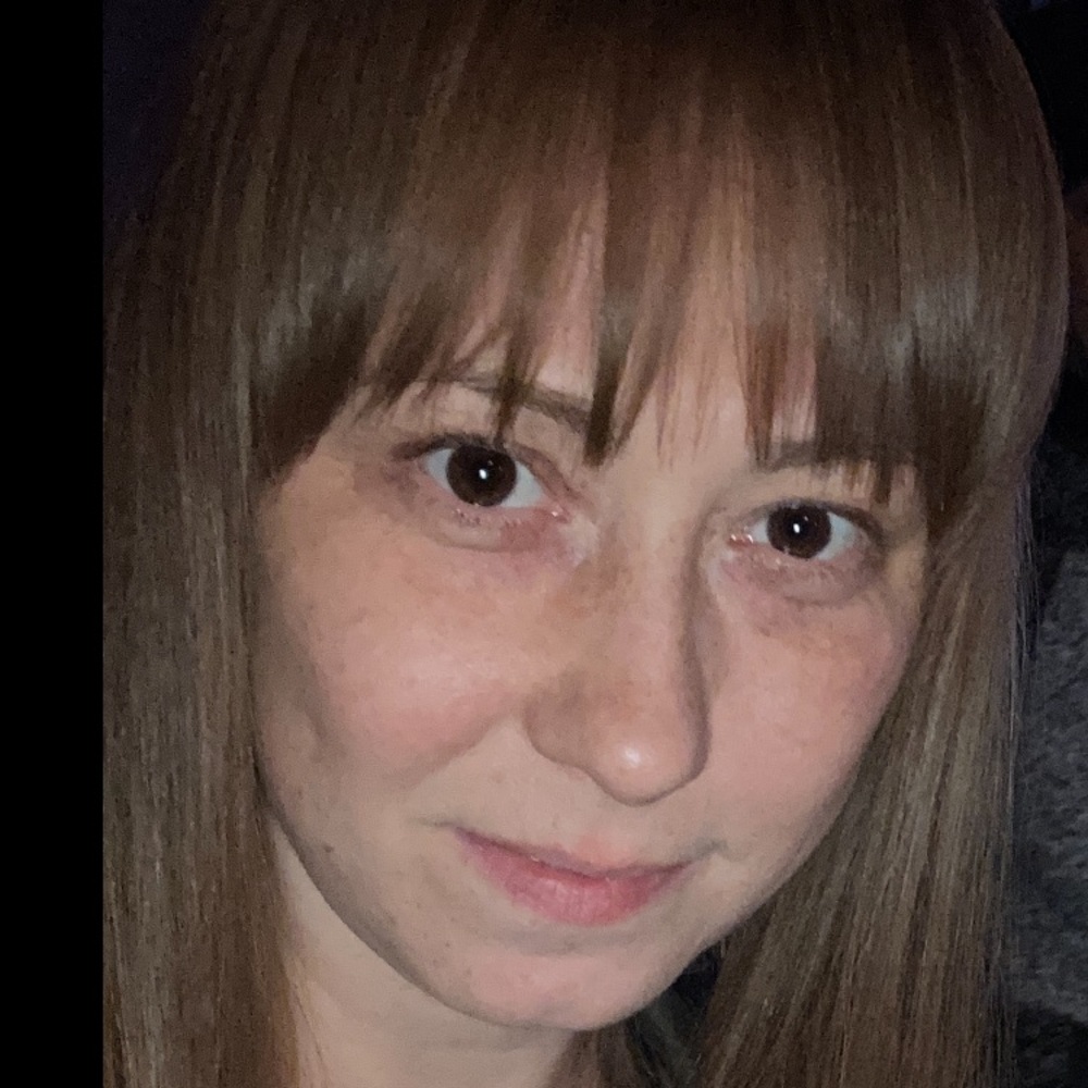 Meet your Posher, Desiree